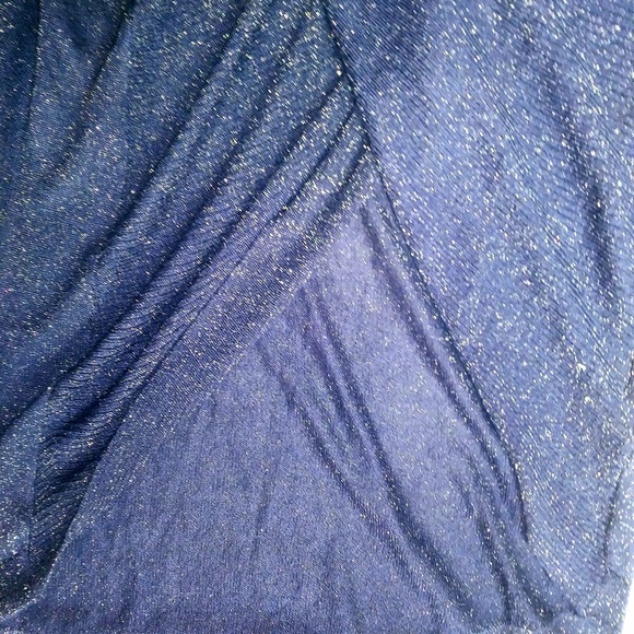 Jennifer Lopez top - Picture 3 of 3